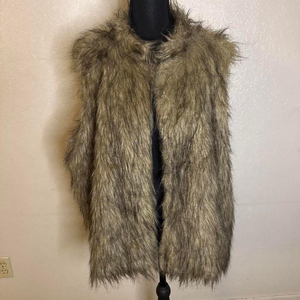 Rouge Collection brand Vintage Y2K faux fur vest